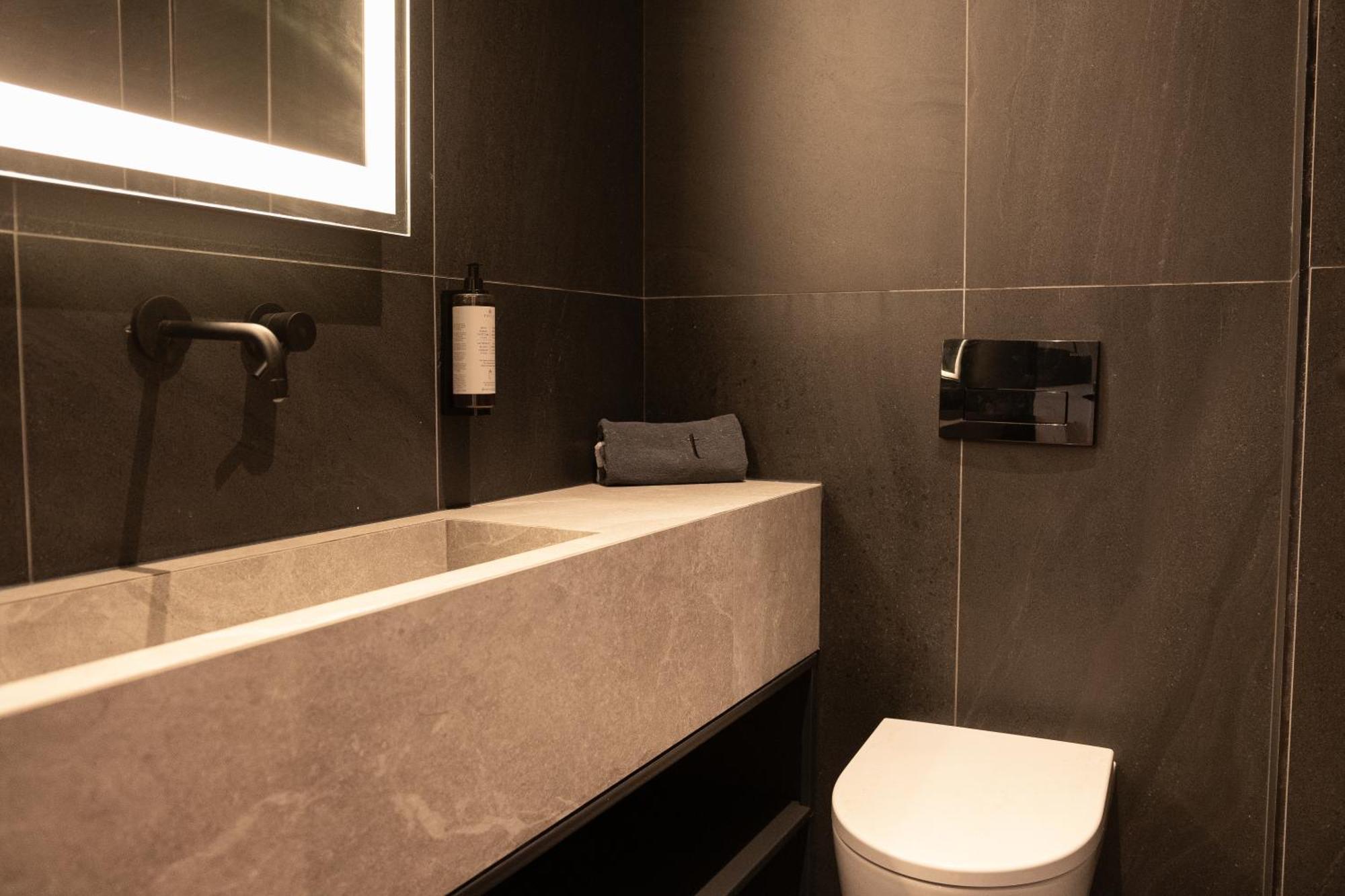 Taskou Luxury Suites Tesalonika Bagian luar foto